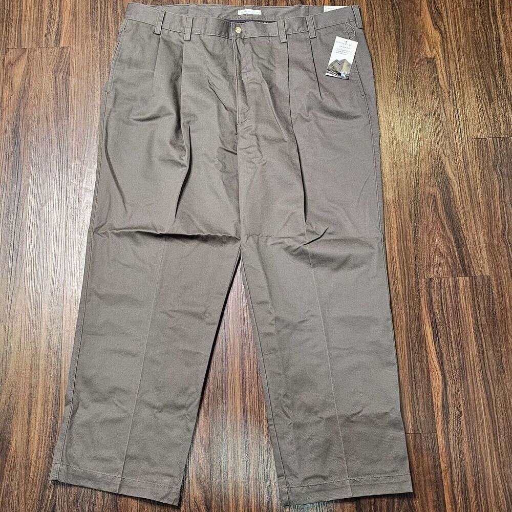 (W46xL30) Geoffrey Beene Men's Wrinkle Resistant Dress Pants